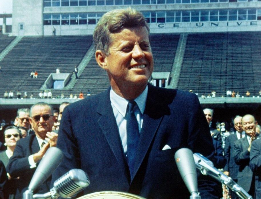 1history in hd rHIiT1Q6GIg unsplash